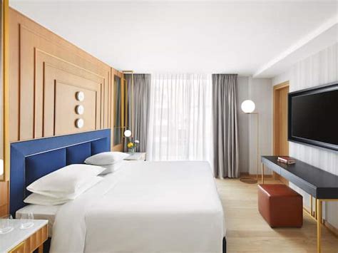 Upscale Hotel in Athens, Greece | Grand Hyatt Athens