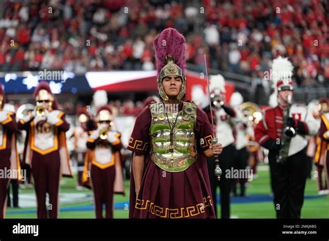 Southern California Trojans mascot Tommy Trojan with Spirit of Troy ...