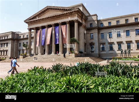 Wits university university of the witwatersrand campus hi-res stock ...