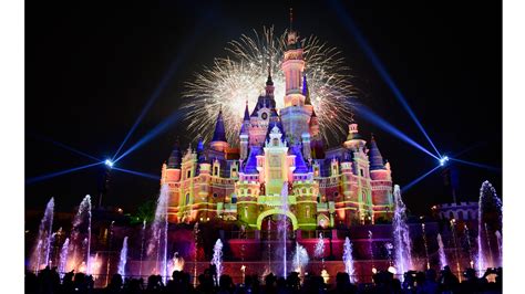 Shanghai Disney Resort Hosts Spectacular One Year Anniversary Celebration With Guests From ...