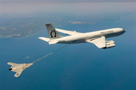 Navy Conducts Successful Test of Aerial Refueling with X-47B, UCAS-D Program Ending - Omega Air ...