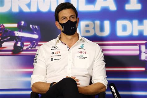 Toto Wolff compares Lewis Hamilton F1 title defeat to Maradona ‘Hand of ...