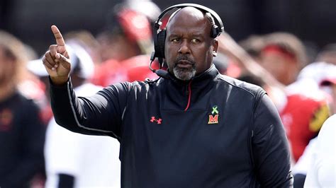 WATCH: Maryland coach Mike Locksley awards scholarships to punters during Ravens preseason game ...