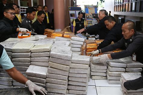 Bangkok Post - Police seize B30m worth of drugs