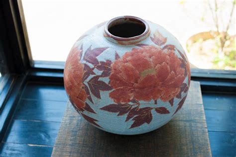 The Art of Japanese Ceramics – IGNITION INT. – Medium