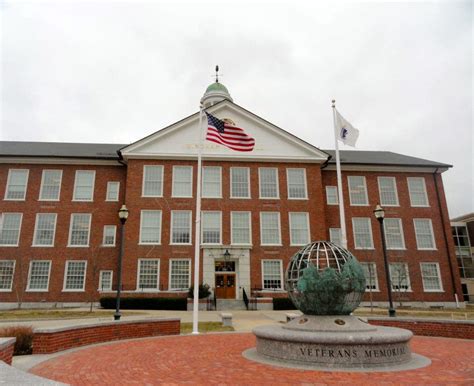 Salaries of Hingham Town Officers | Hingham, MA Patch