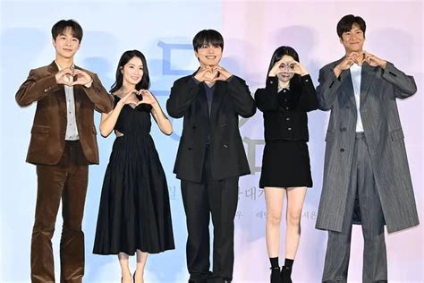 Yeo Jin Goo, Cho Yi Hyun, And Other “Ditto” Cast Members Talk About What Drew Them To The Modern ...