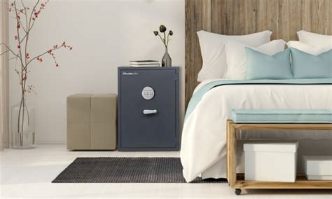 4 Favorable Instances of Owning a Bedroom Safe