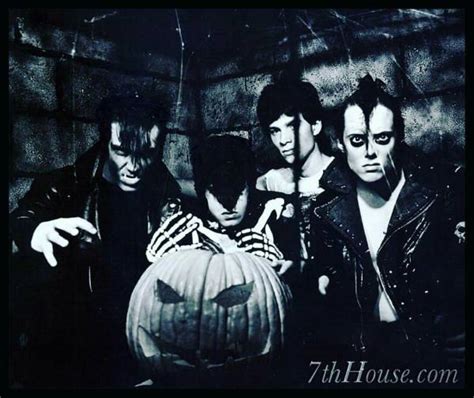 Danzig - discography, line-up, biography, interviews, photos