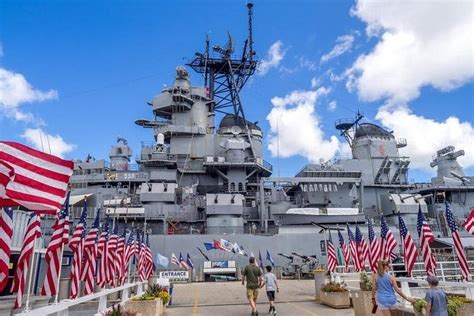 Pearl Harbor USS Arizona Memorial & Battleship Missouri Karma Tour - Travel Tours and Holiday ...