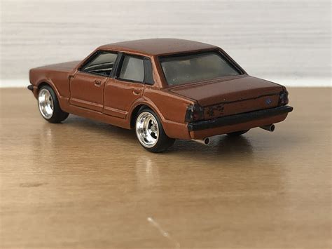 Matchbox Ford Taunus Custom | Matchbox, Ford, Match