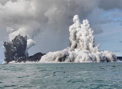 A Surtseyan Eruption - Geology In