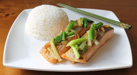 Simple Steamed Salmon recipe. Chinese food. | Comida, Pescados y mariscos, Mariscos