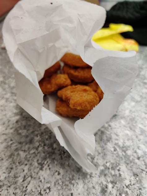 First time trying McDonald's spicy nuggets : r/chickennuggets