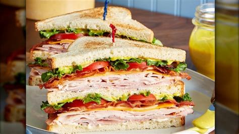 A Beginner's Guide To Eating At McAlister's Deli