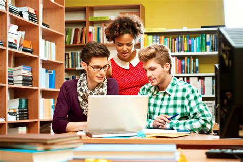 5 Advantages Of A Good College Library - Free College Info