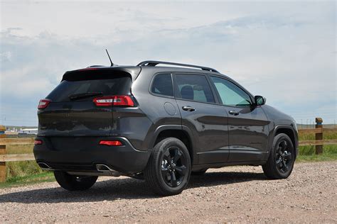 2015 Jeep Cherokee Altitude 4x4 - Worthy of the Name? [Review] - The Fast Lane Car