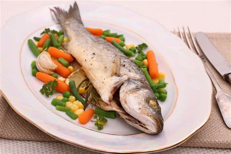 Pescado relleno de verduras - Vidactual