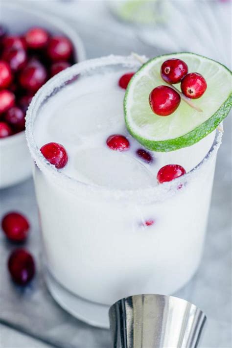 Alcoholic Drinks – BEST White Christmas Margarita Recipe – Easy and Simple On The Rocks Alcohol ...