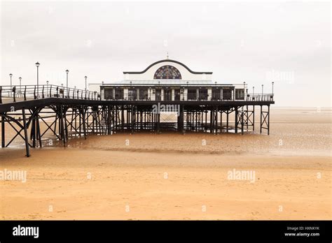 Cleethorpes pier hi-res stock photography and images - Alamy