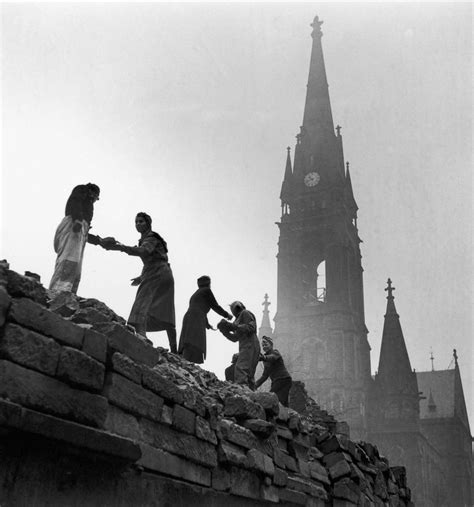 Dresden Destroyed: Images of the Ruined City in the Aftermath of Its Apocalyptic 1945 Fire ...