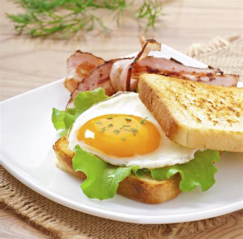 How To Make A Fried Egg Sandwich - Learn To Cook