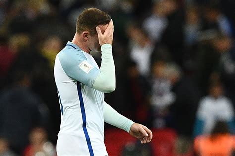 Wayne Rooney: England Teammate 'Shocked' By Booing of Manchester United Star - Newsweek