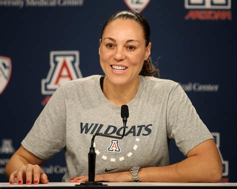 Watch: Arizona's Adia Barnes shows off Tucson home, talks pregnancy ...