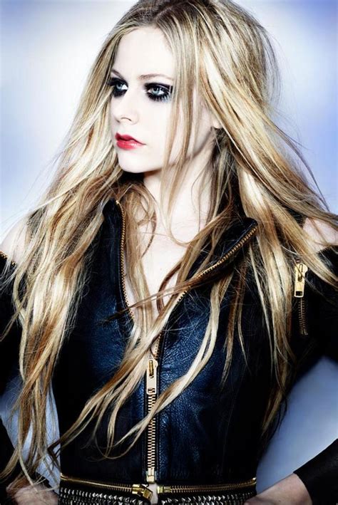 96 best images about Avril Lavigne on Pinterest | Growing up, Ontario and Deryck whibley