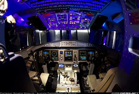 El interior de un ATR-72-600 (ATR-72-212A) | Atr 72, Aircraft pictures, Aviation