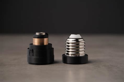 These Magnetic Light-Bulb Sockets Let You Change Bulbs With No Twisting