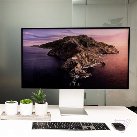 Best monitors for macbook pro setups - moplasilicon