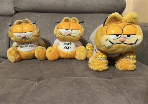 Bought 7 Garfield plushies for $58 (USD) was it worth it? Or did I pay ...