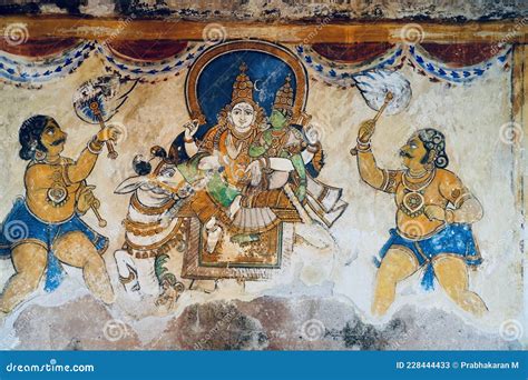 Fresco/mural Paintings in Ancient Brihadeeswarar Temple in Thanjavur ...