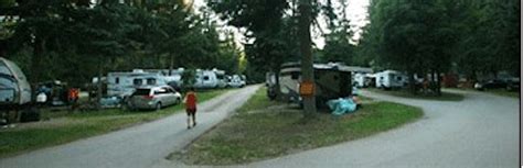 Revelstoke RV & Cabin Resort | Camping & RVing BC