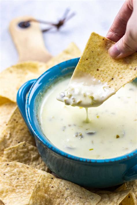 White Queso Cheese Dip (4 ingredients, 5 minutes!) + VIDEO