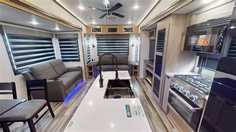 Sabre Fifth Wheels - Forest River RV