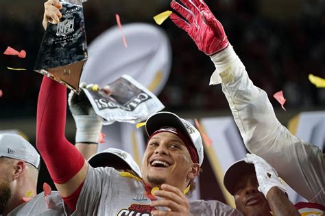 Mvp Patrick Mahomes Mvp Super Bowl 2021 : Mahomes Becomes Youngest Ever ...