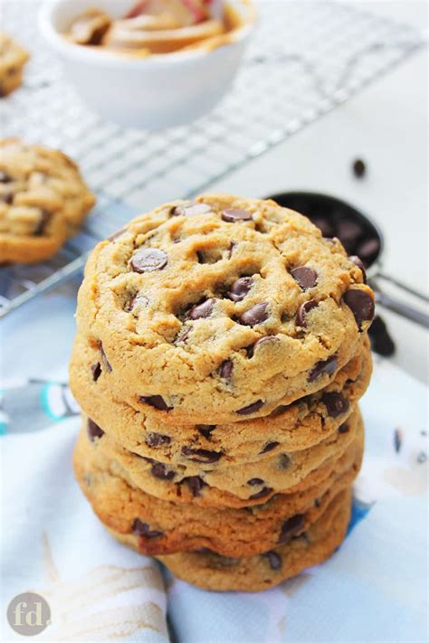 Western Family Chewy Chocolate Chip Cookies Recipe | Dandk Organizer