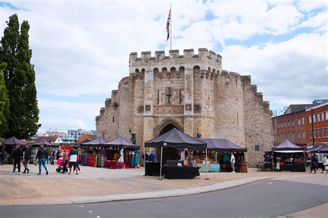 5 Best Places to Go Shopping in Southampton - Southampton’s Best Places to Shop - Go Guides