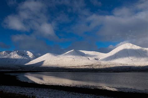 isle-of-skye-in-winter-landscape-2 | Isle of Harris wedding photographer Margaret Soraya