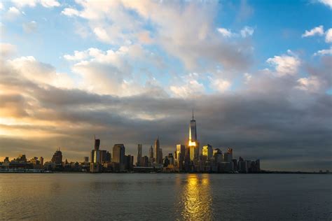 Lower Manhattan sunrise | New york travel, Ny city, Liberty new york