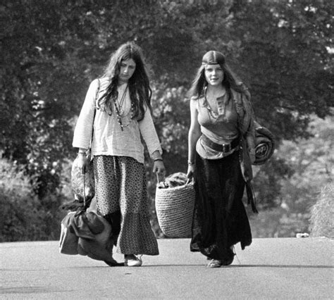 Hippie Fashion From 1960 and 1970! - OZONWeb by OZON Magazine