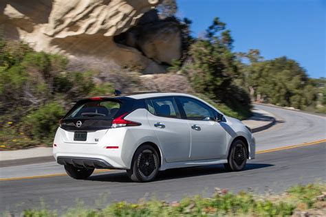 2023 Nissan Leaf Debuts Simplified Design - CNET