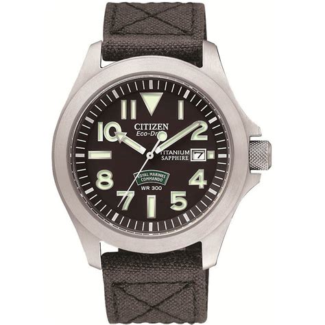 Best sailing watches - boats.com