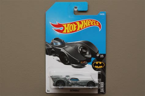 Hot Wheels 2017 Batman Batmobile (1989) (graphite) (SEE CONDITION)