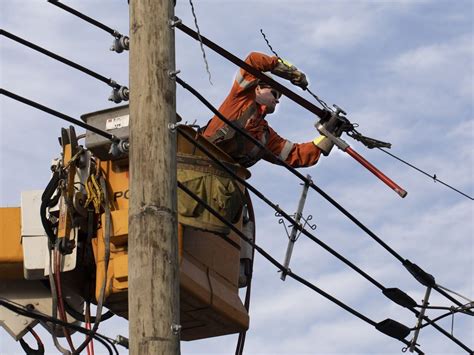 Power restored after major outage hits Montreal's west end | Montreal Gazette