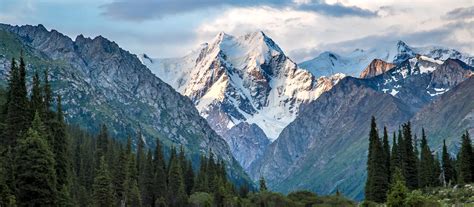 Mountains and valleys | Trip to Kyrgyzstan