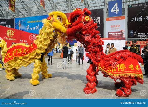 Chinese Lion Dancing Editorial Image - Image: 30134040