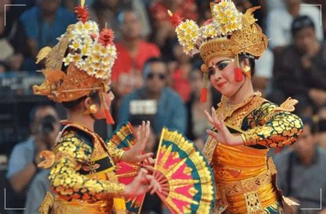 √ Mengenal Tari Janger: Unsur Seni Budaya Bali yang Eksotis!